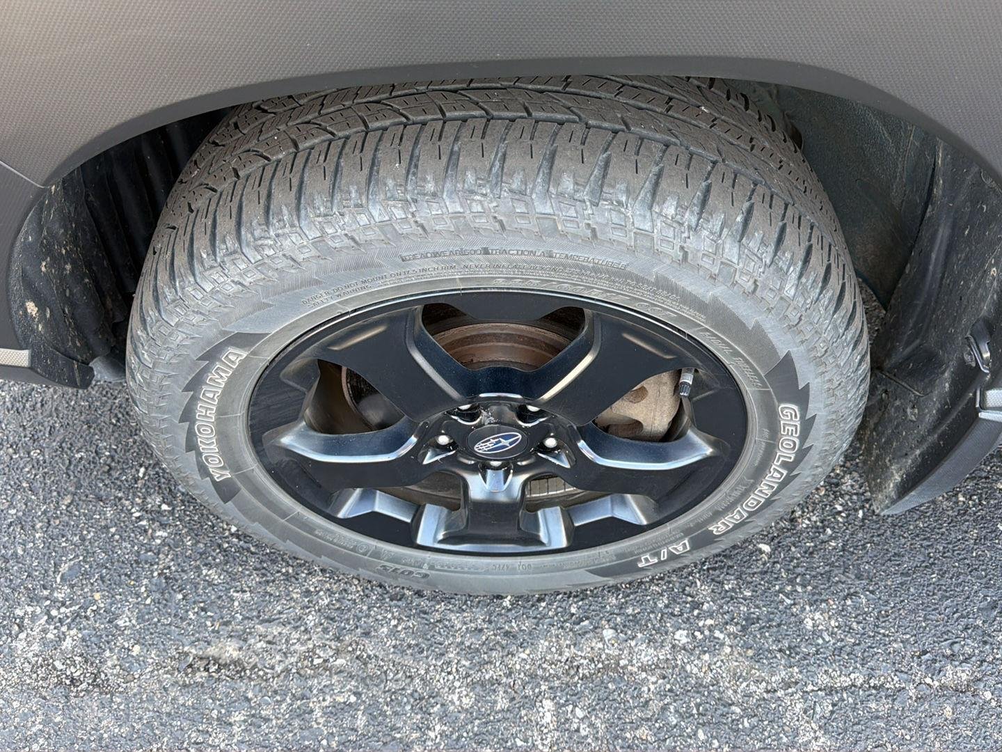 Used 2024 Geyser Blue Subaru Wilderness image 9