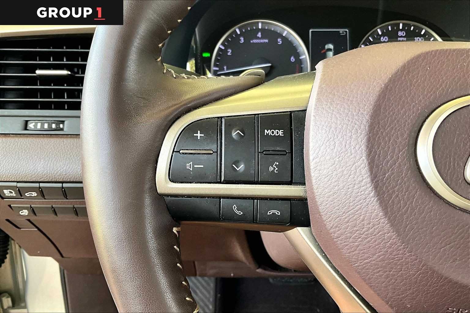 Certified Used 2020 Moonbeam Beige Metallic Lexus  image 21