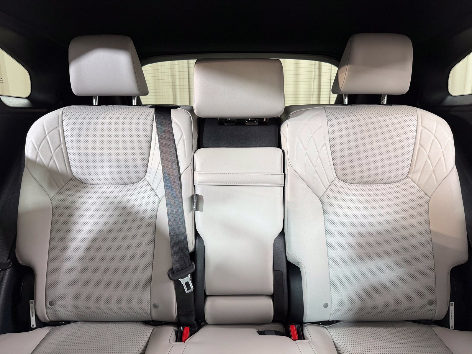 Used 2025 Silver Lexus 350h Premium image 37