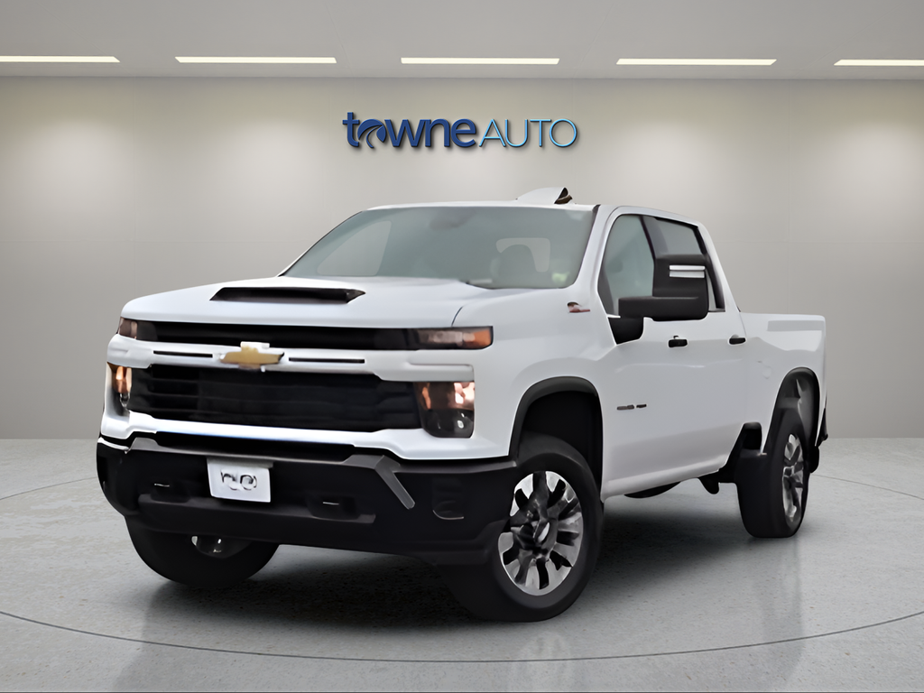 Used 2025 White Chevrolet Custom image 2