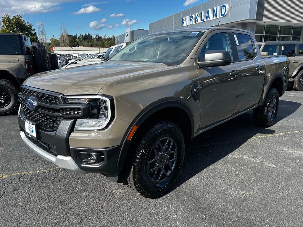 New 2026 Marsh Gray Ford XLT image 4