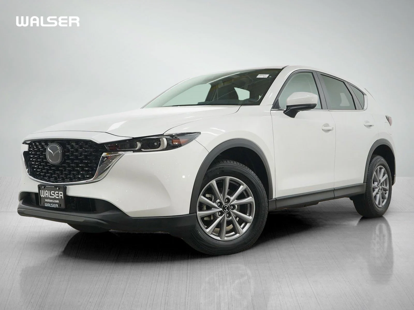 2023 Mazda CX-5 S Preferred package Auto AWD's photo
