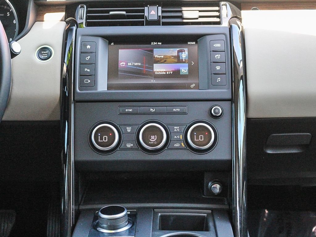 Used 2017 Brown Land Rover SE image 15
