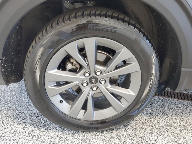 Certified Used 2021 Blue Ford XLT image 5
