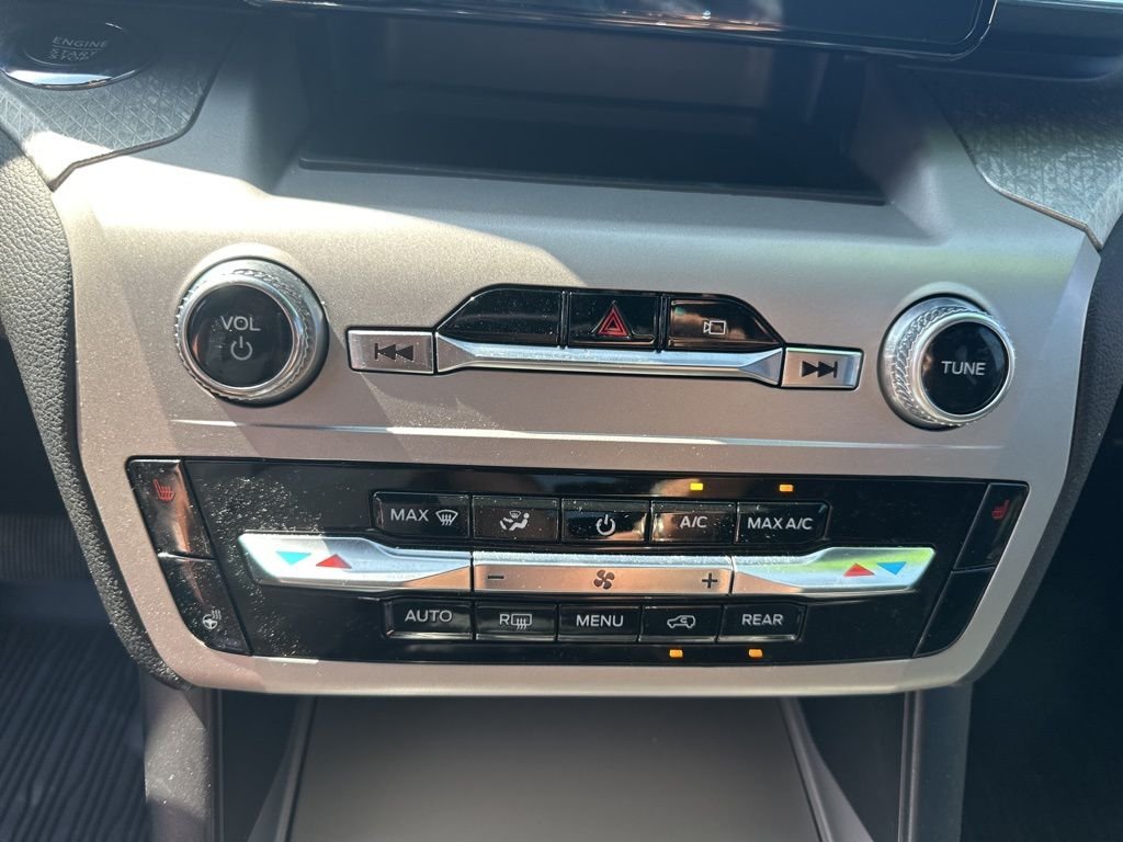 Used 2023 Gray Ford Timberline image 23