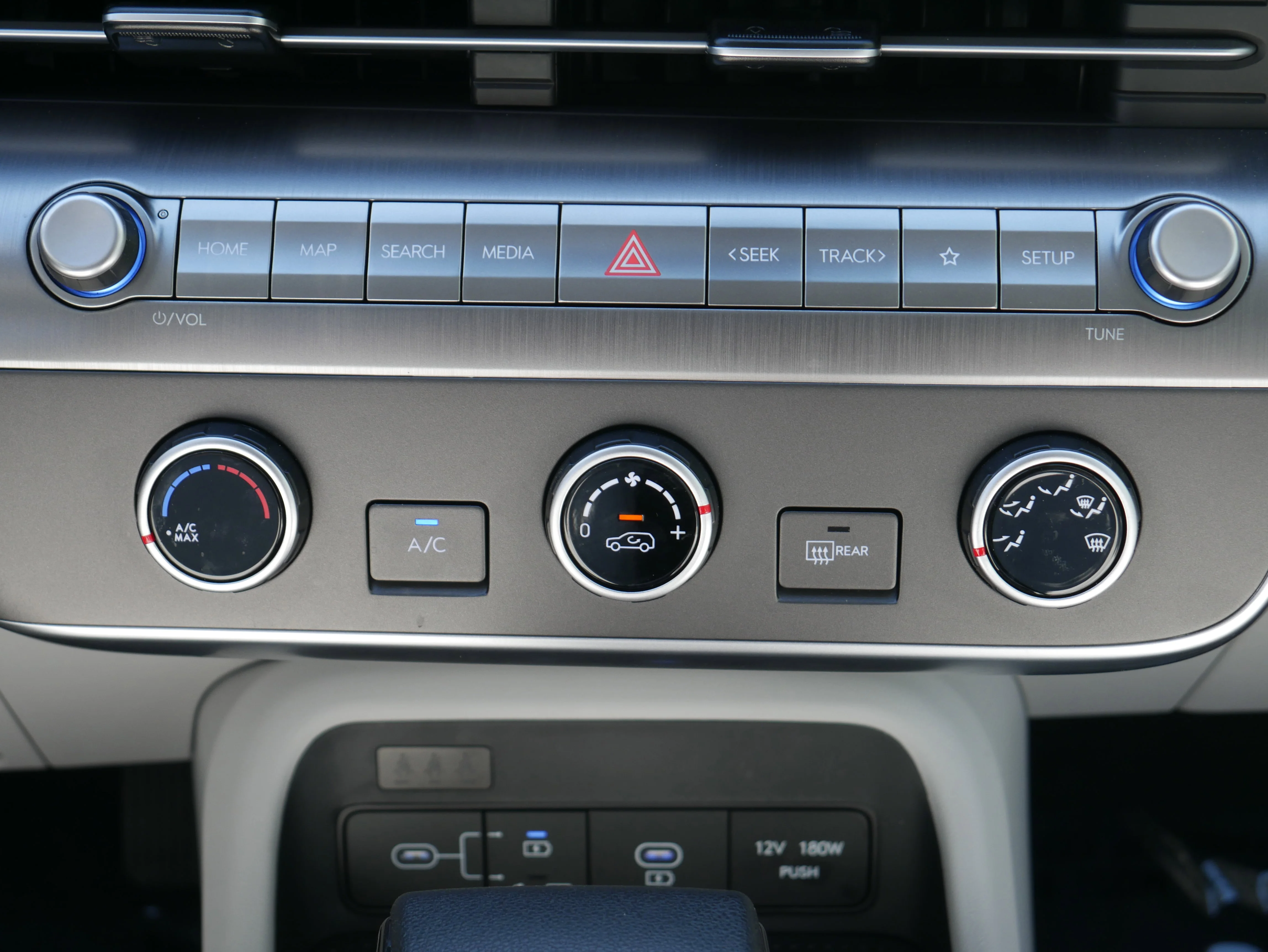 2026 Hyundai Kona SE - Photo 19