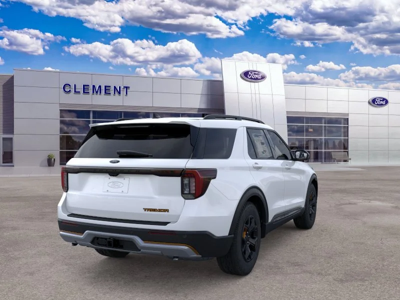 New 2026 Star White Metallic Tri-Coat Ford Tremor® image 8