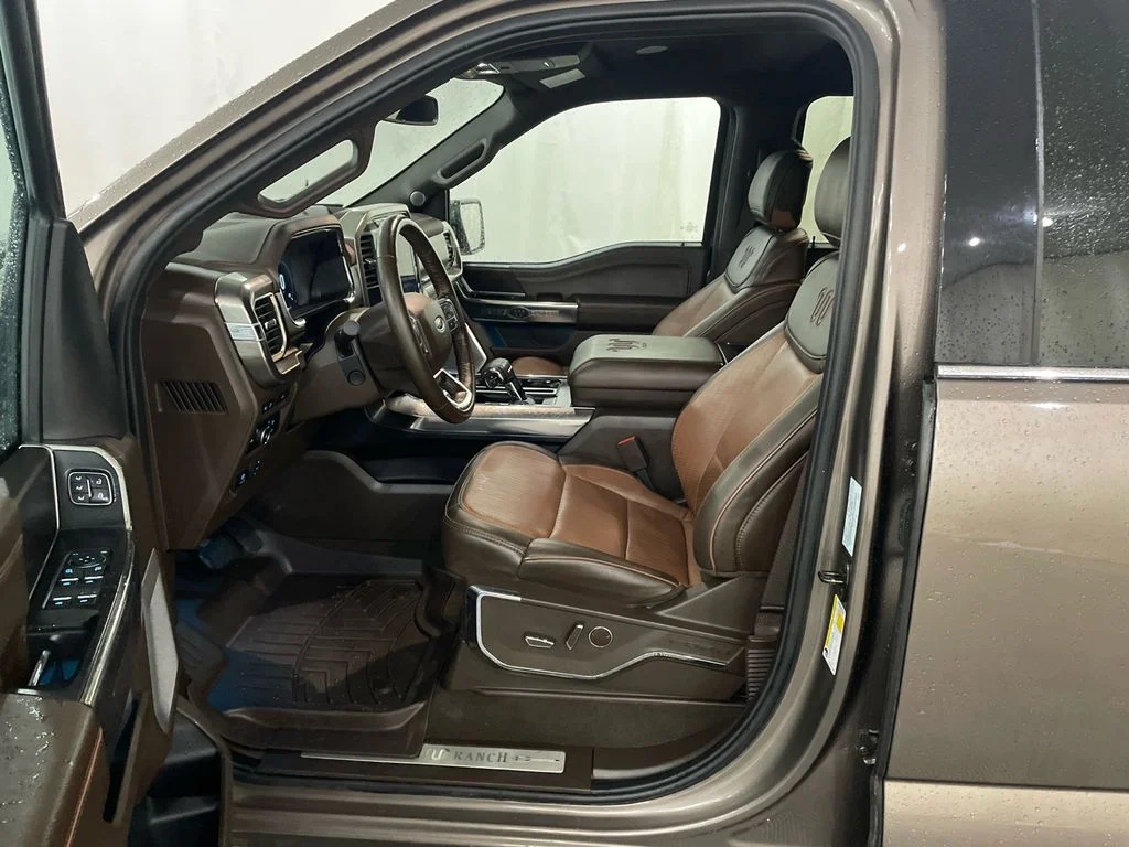 Used 2023 STONE GRAY METALLIC Ford King Ranch image 11