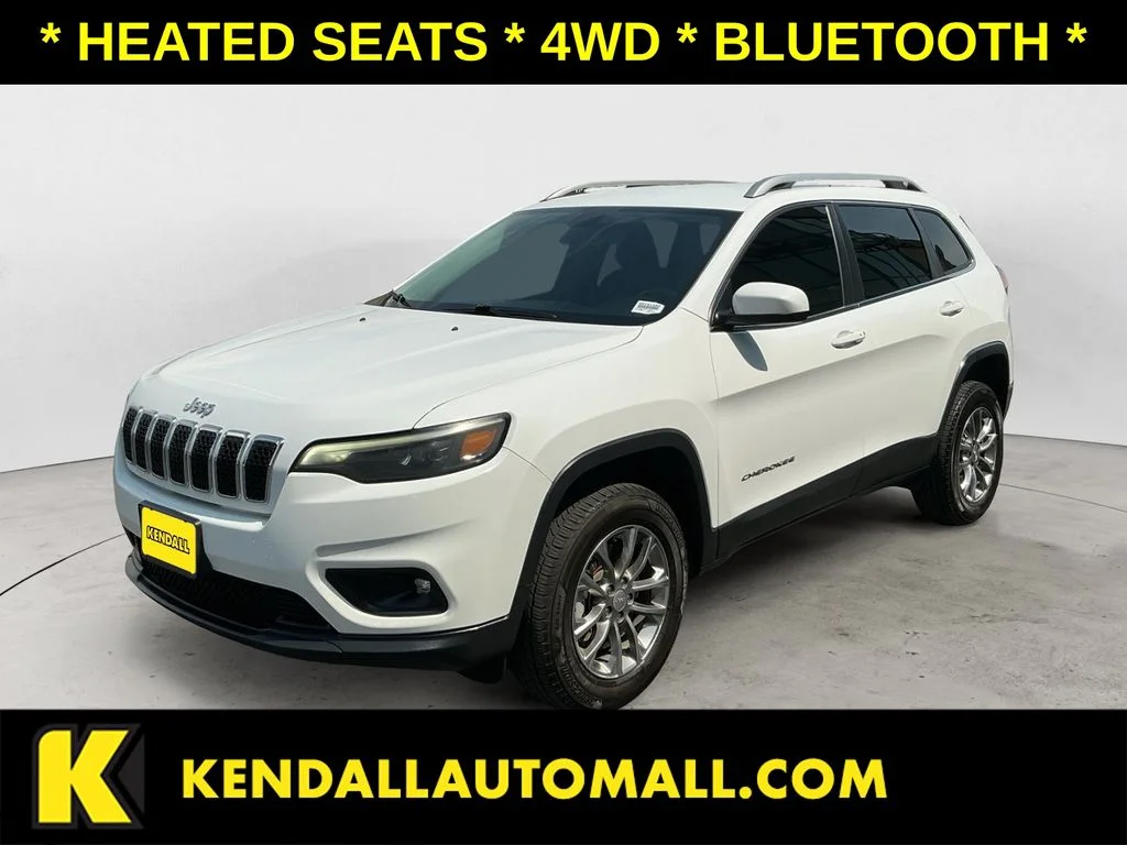 Used 2019 White Jeep Latitude Plus image 1