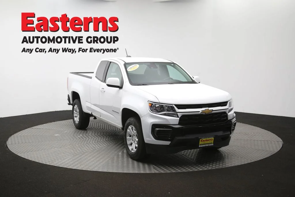 Used 2022 White Chevrolet LT image 50