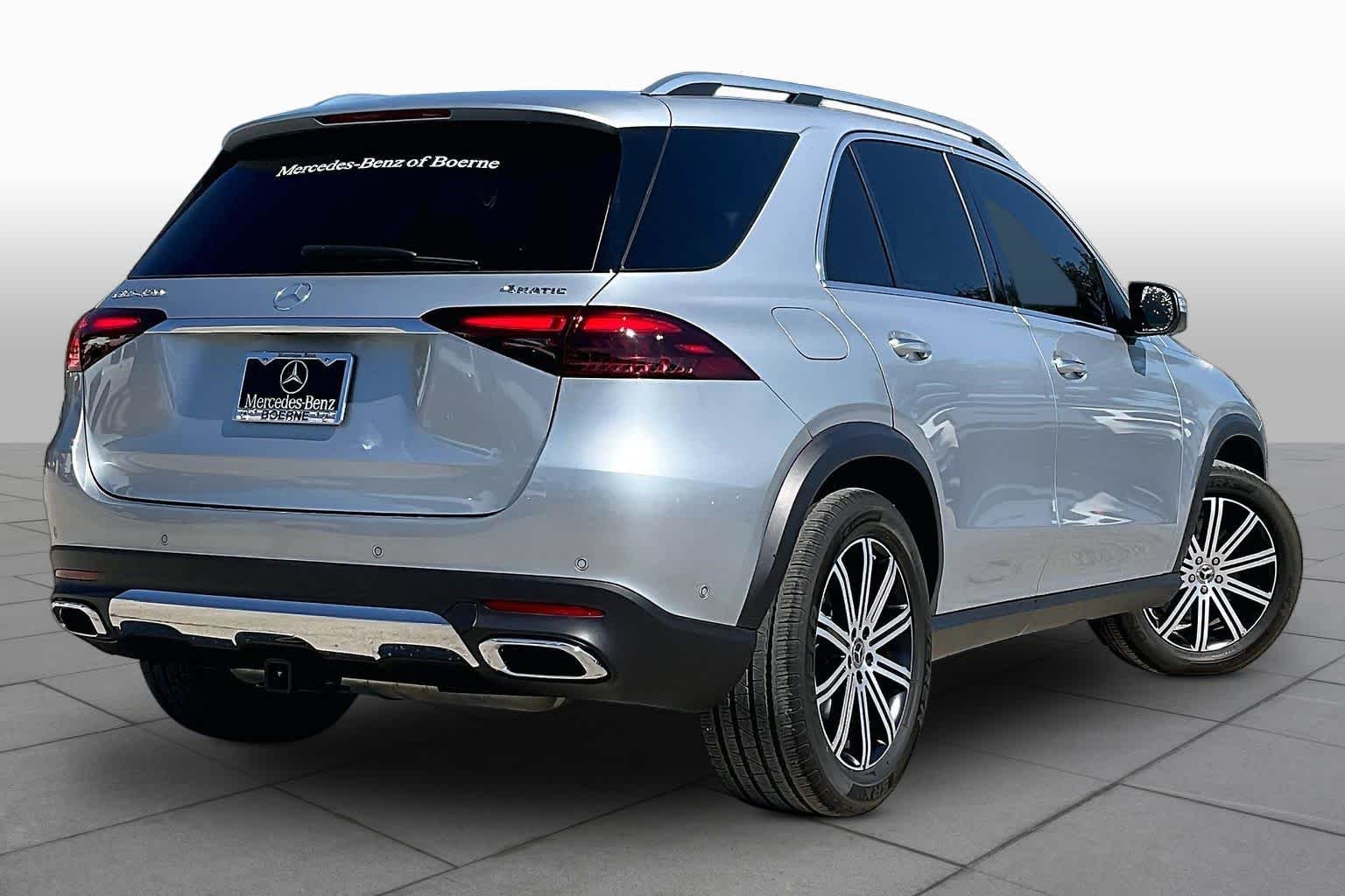 2025 Mercedes-Benz GLE GLE450 - Photo 13