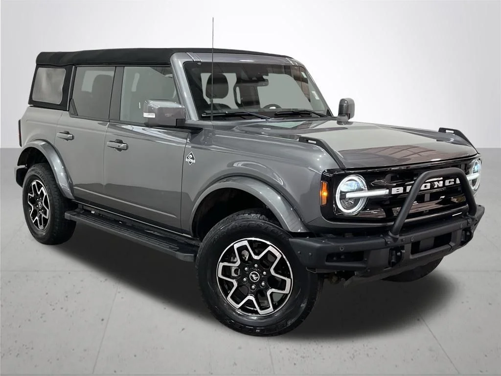 Used 2024 Gray Ford Outer Banks image 7
