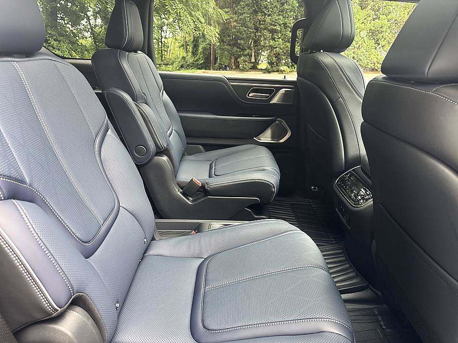 New 2027 Mineral Black INFINITI SPORT image 22