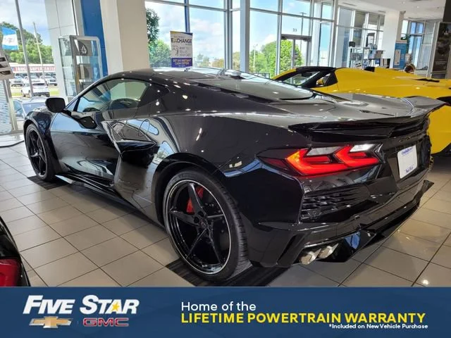 2025 Chevrolet Corvette 3LZ - Photo 8