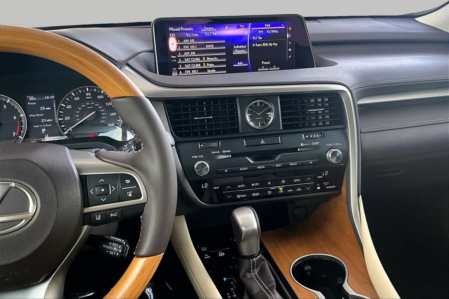 Used 2016 Eminent White Pearl Lexus  image 7