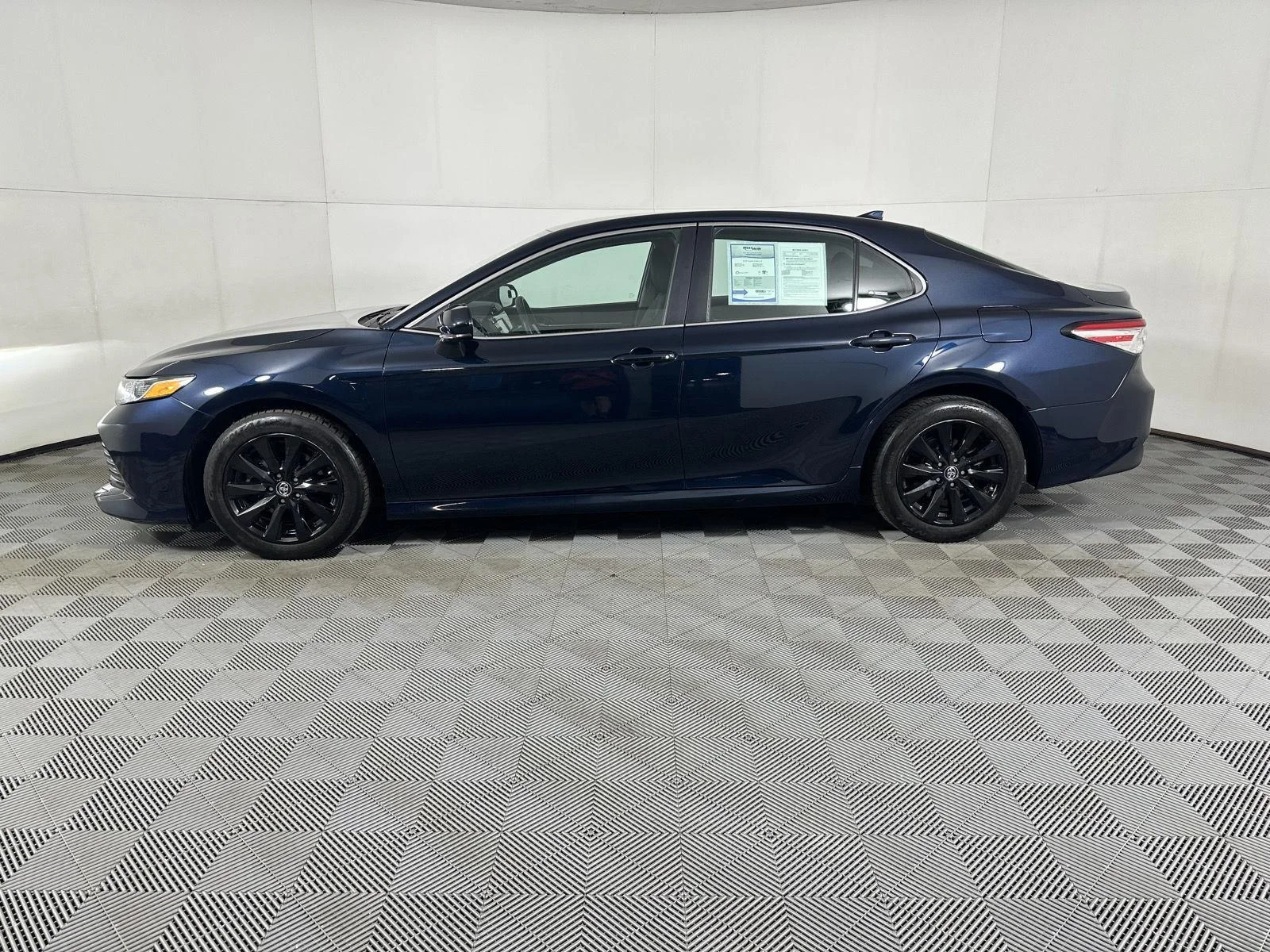 Used 2019 Galactic Aqua Mica Toyota LE image 10