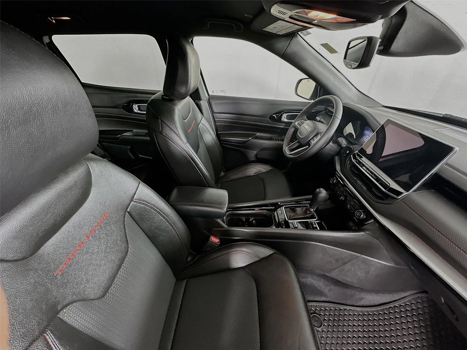 2025 Jeep Compass Trailhawk - Photo 26