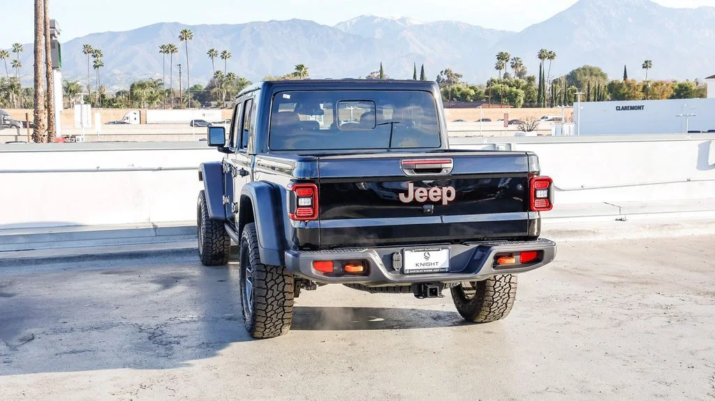 New 2026 Black Jeep Mojave image 7