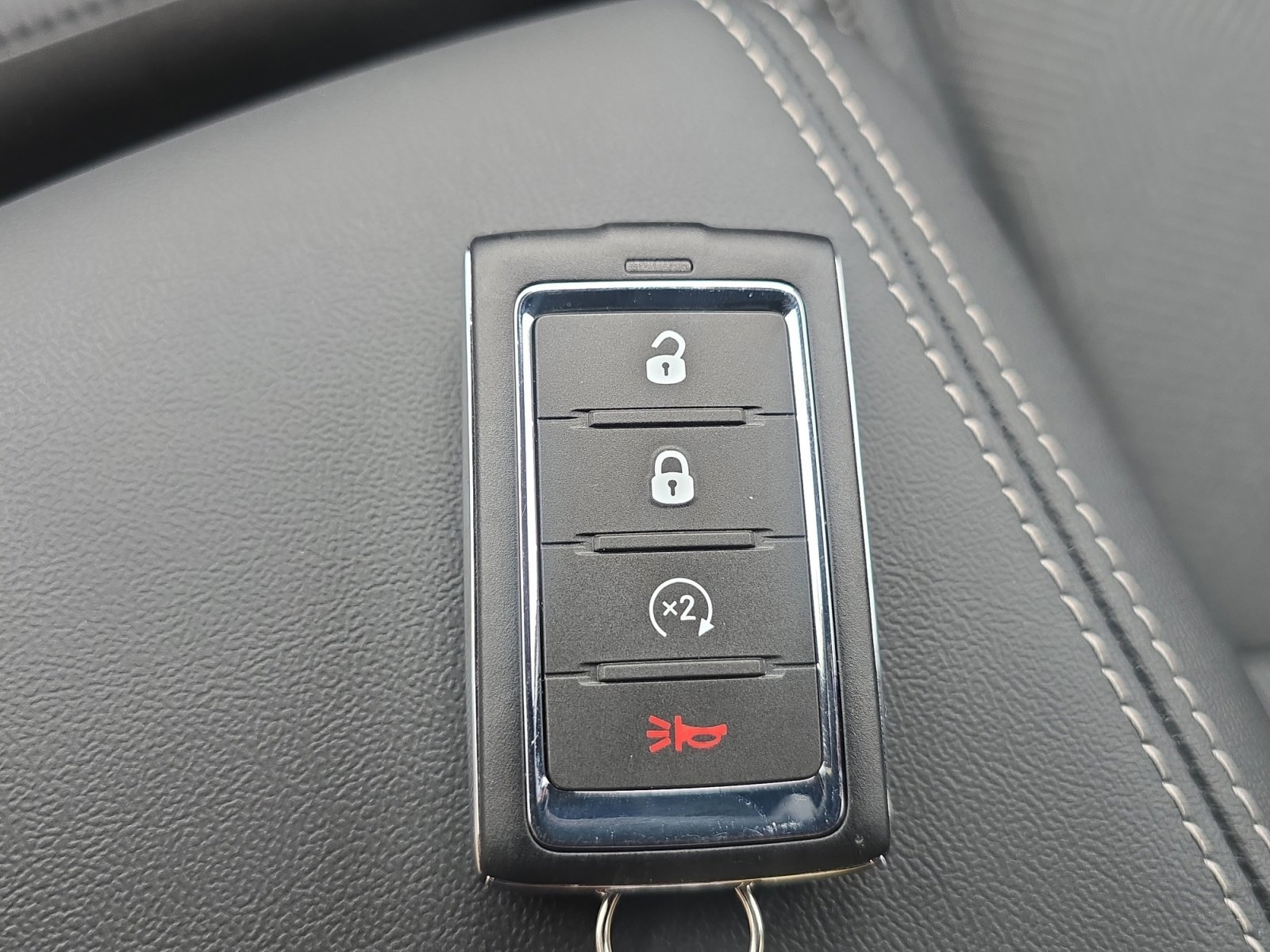 New 2026 Red Hot Pearlcoat Jeep Laredo image 29