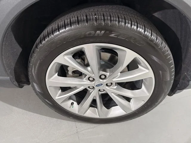 Used 2021 Gray Ford Platinum image 16