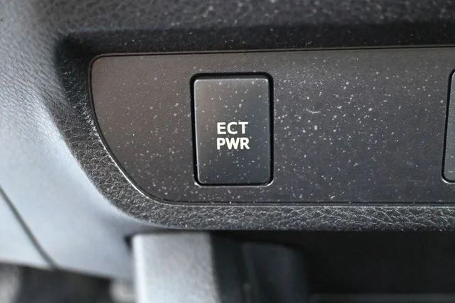 Used 2019 Silver Toyota SR image 24