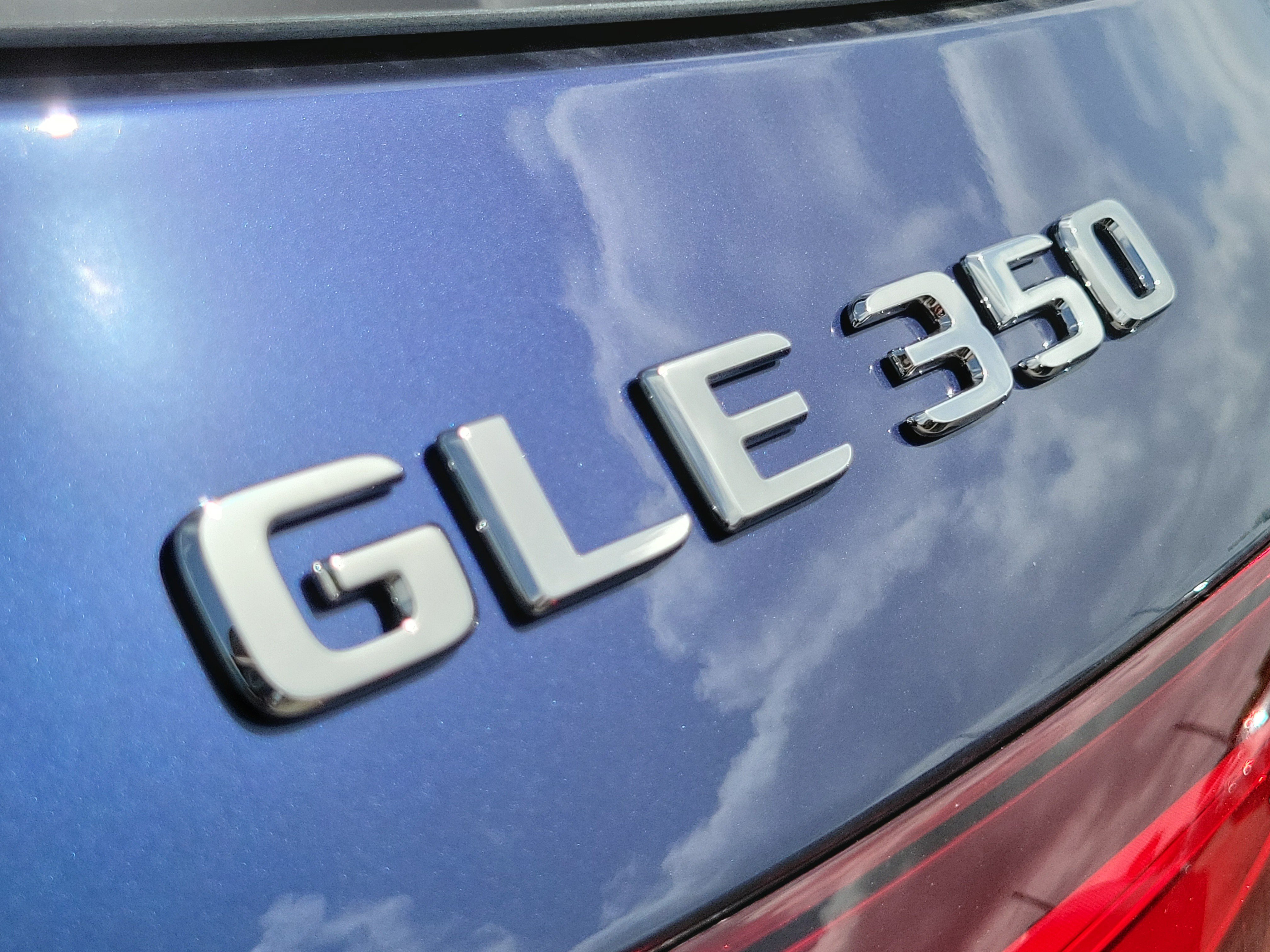 New 2026 Twilight Blue Metallic Mercedes-Benz GLE 350 image 39