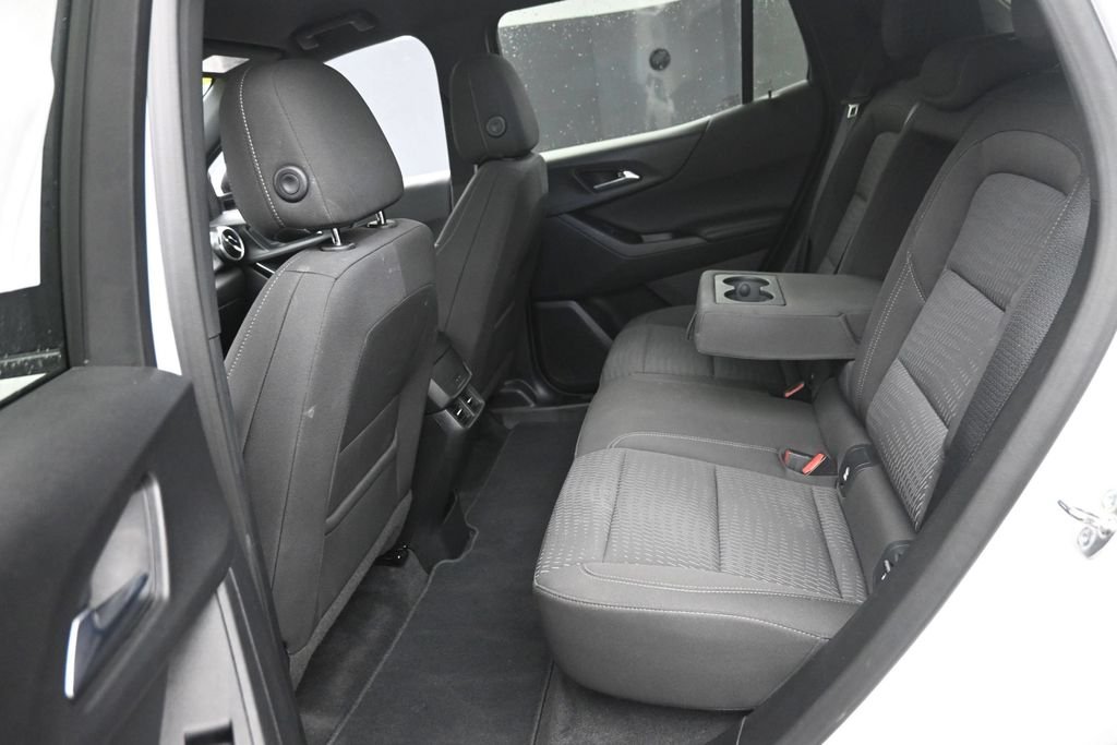 Used 2025 White Chevrolet LT image 12