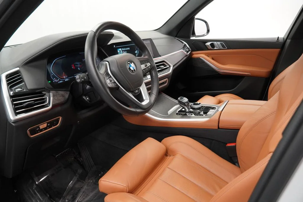 Used 2022 White BMW xDrive40i image 15