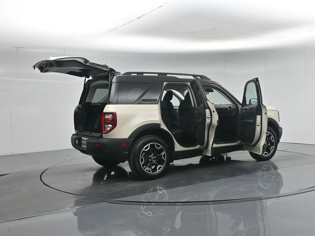 Certified Used 2025 Beige Ford Outer Banks image 6
