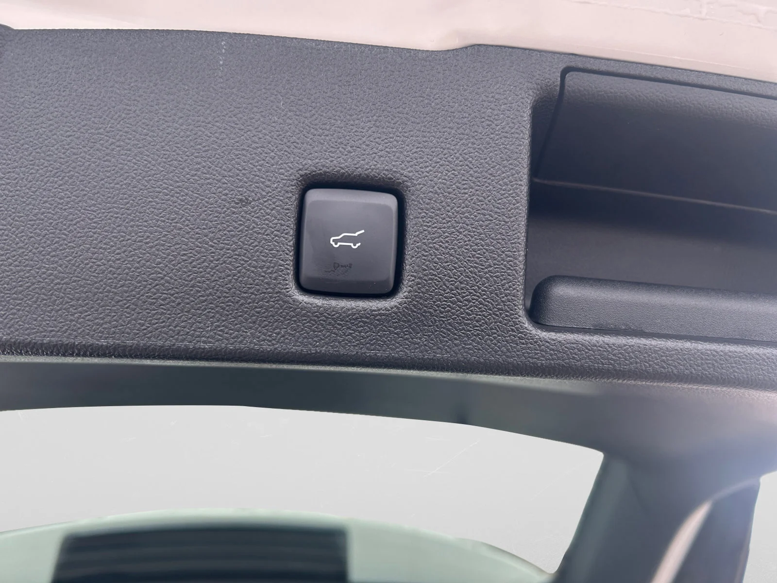New 2026 Star White Metallic Tri-Coat Ford PHEV image 11
