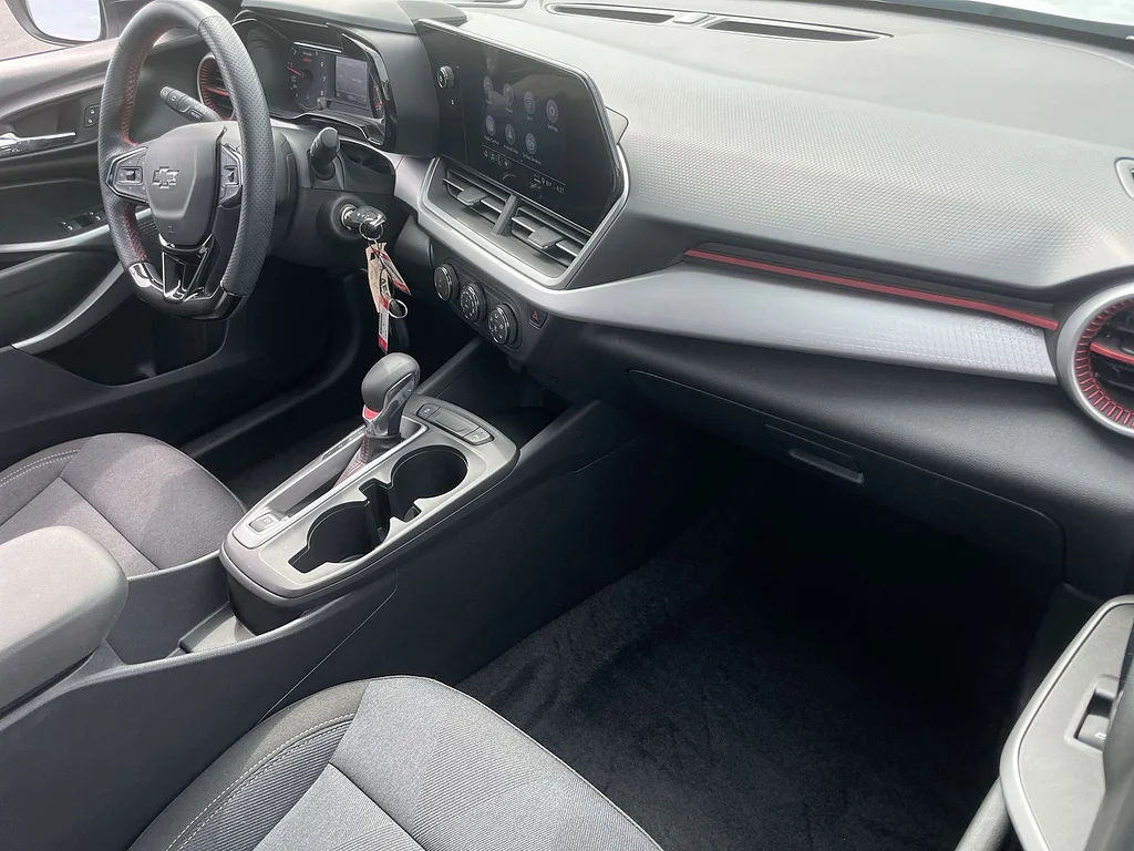 Used 2024 Summit White Chevrolet RS image 26