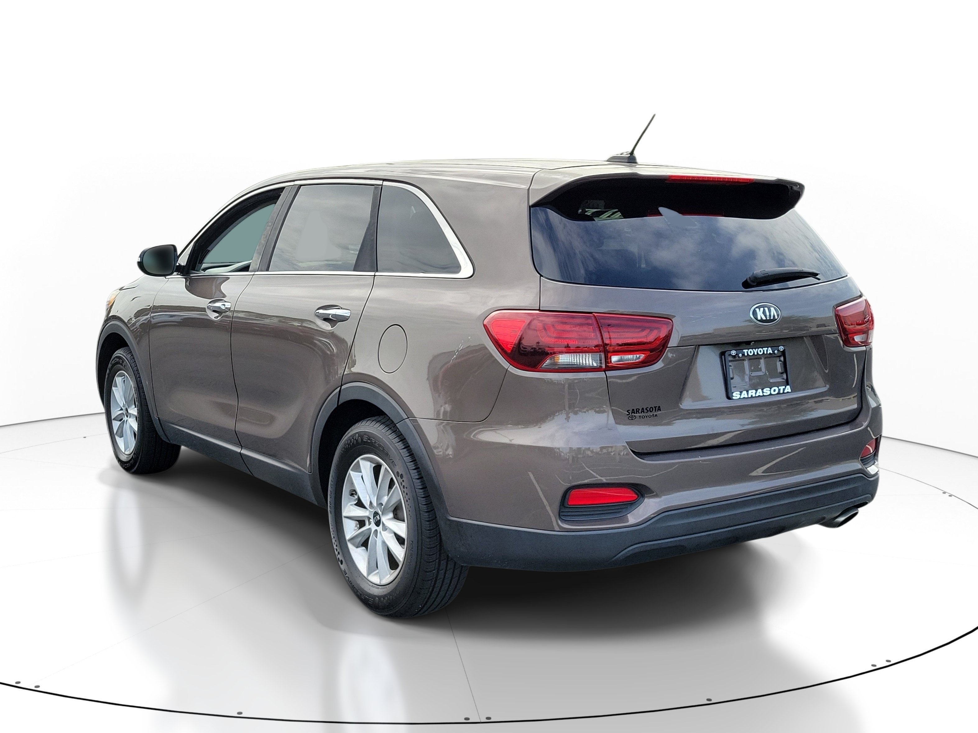 Used 2020 Dragon Brown Kia LX image 3