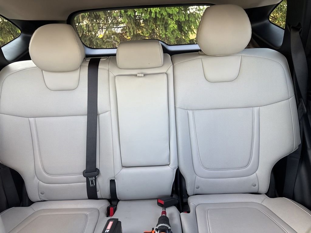 Used 2023 Gray Hyundai SEL image 14