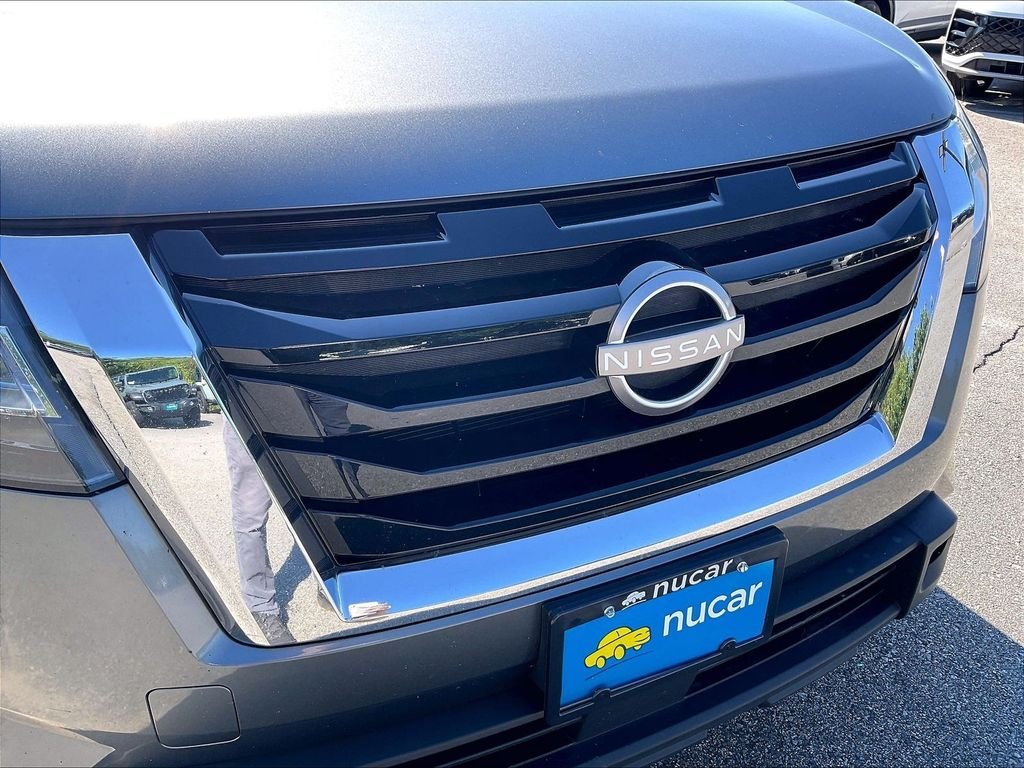 Used 2022 Gun Metallic Nissan SV image 30