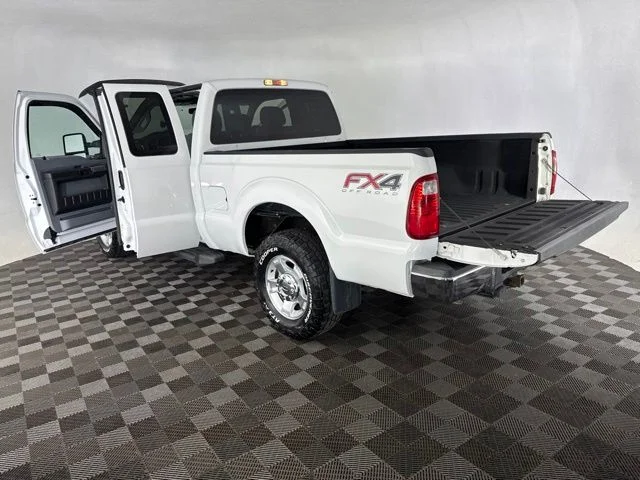 Used 2014 White Ford XLT image 16
