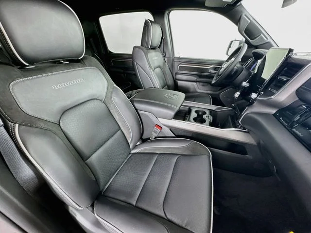 Used 2025 Silver Ram Laramie image 28