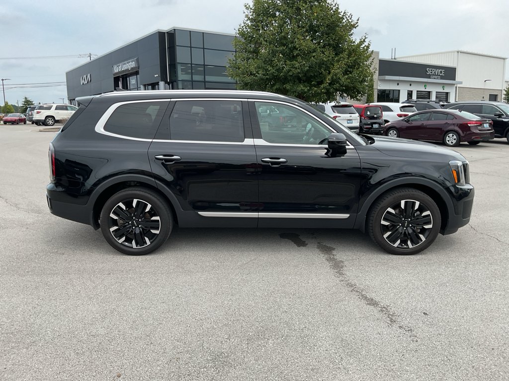 Certified Used 2024 Ebony Black Kia SX image 11