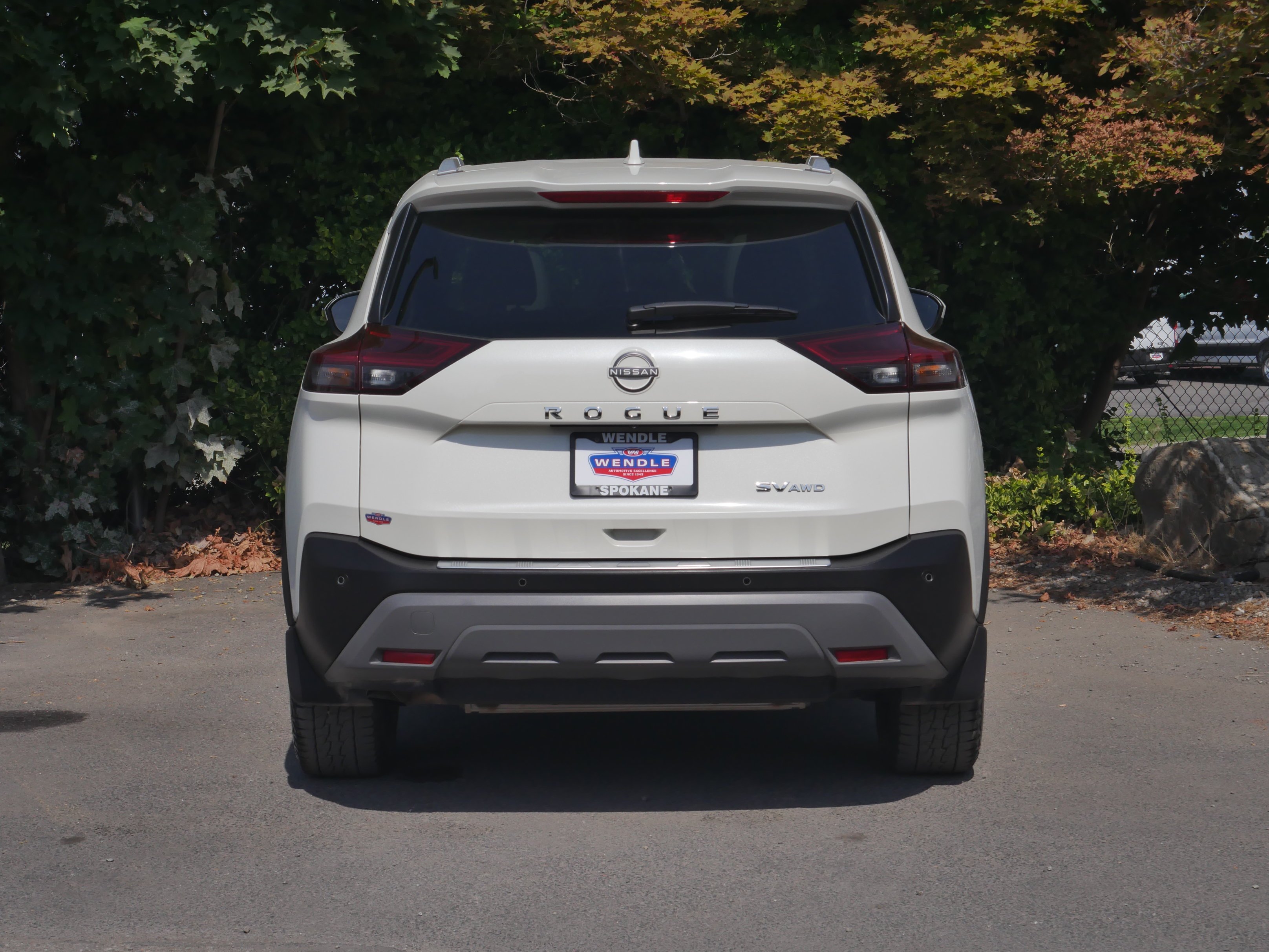 Certified Used 2023 Pearl White Tricoat Nissan SV image 19