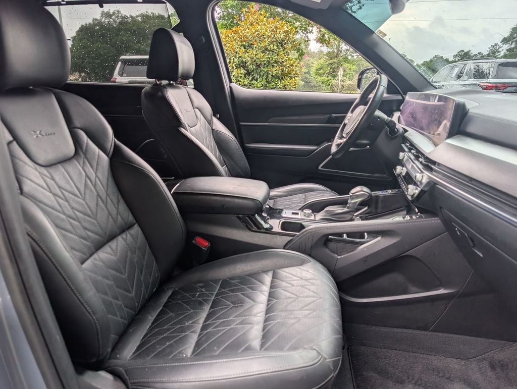 Used 2024 Silver Kia SX X-Line image 31