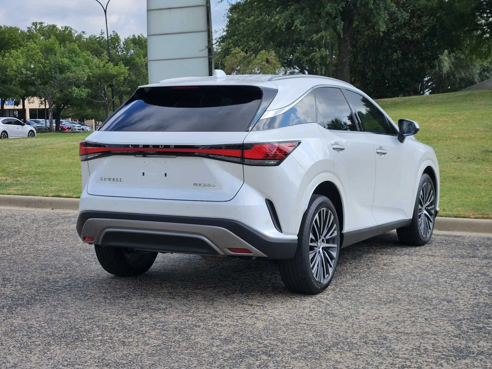 Certified Used 2025 EMINENT WHITE PEARL Lexus Premium Plus image 4
