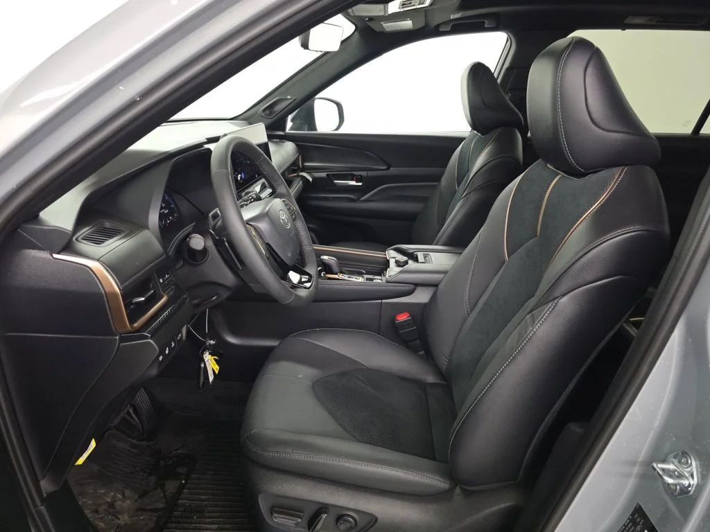 Used 2025 Gray Toyota MAX Limited image 7