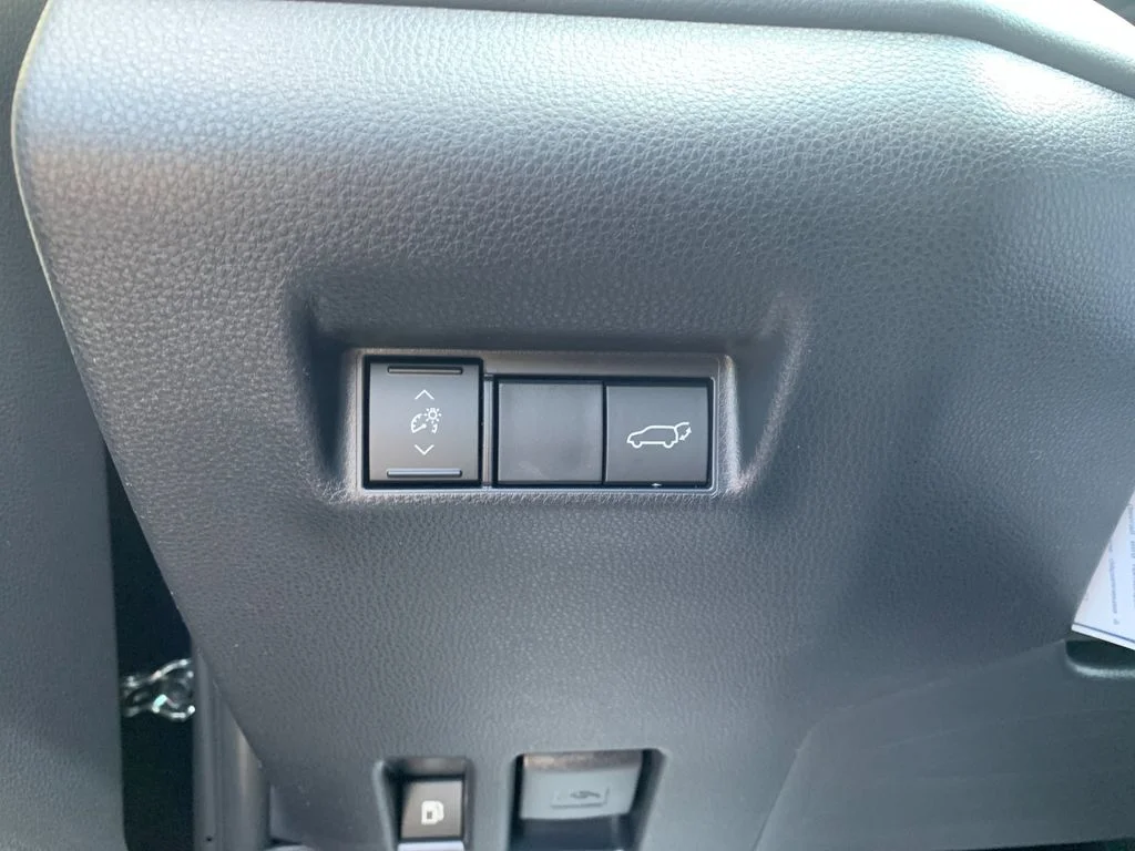 Used 2026  Toyota SE image 30