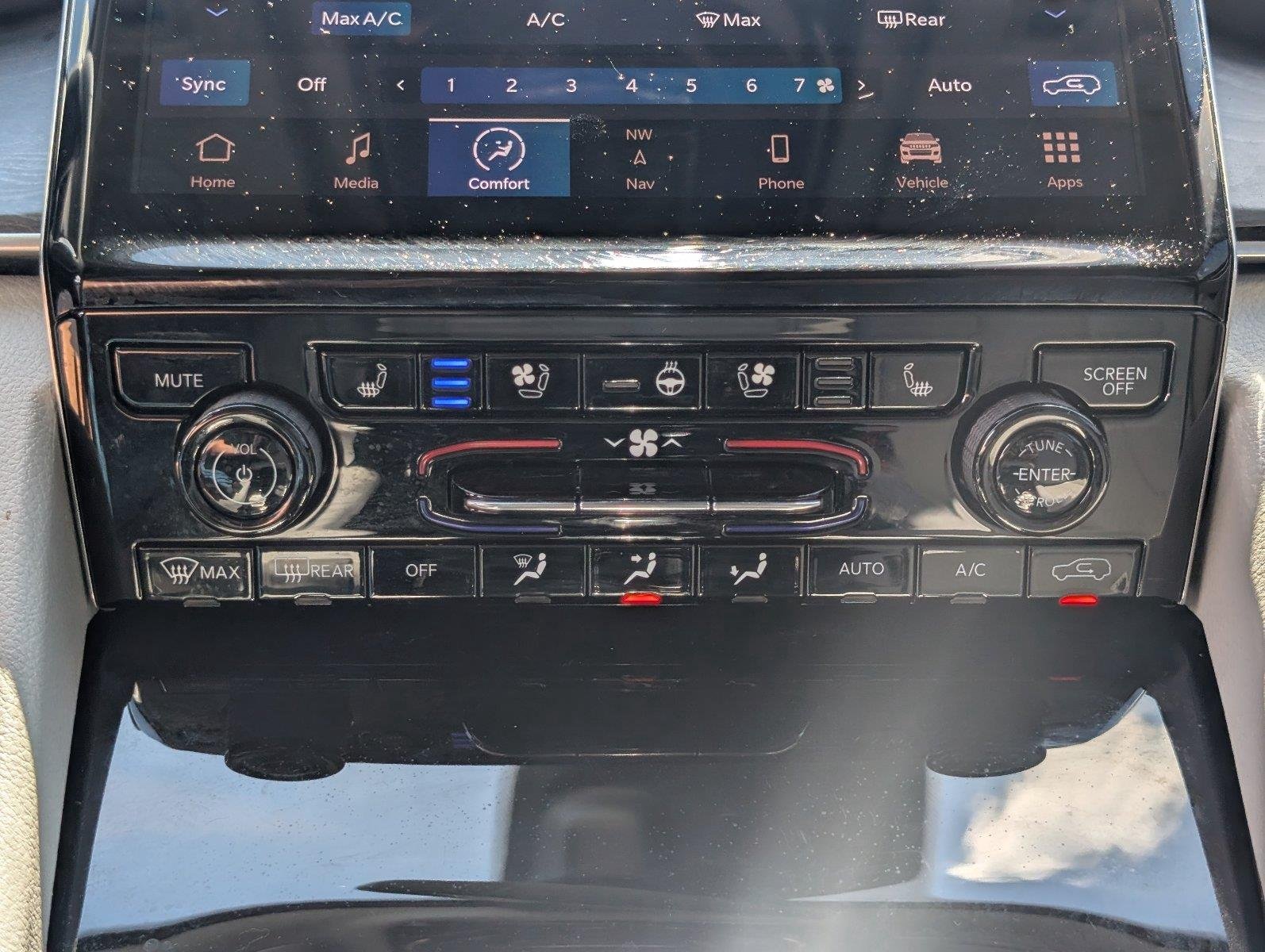 Used 2023 Silver Zynith Jeep Overland image 25