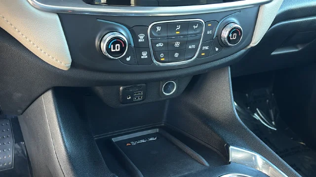 Used 2023 White Chevrolet LT Leather image 31