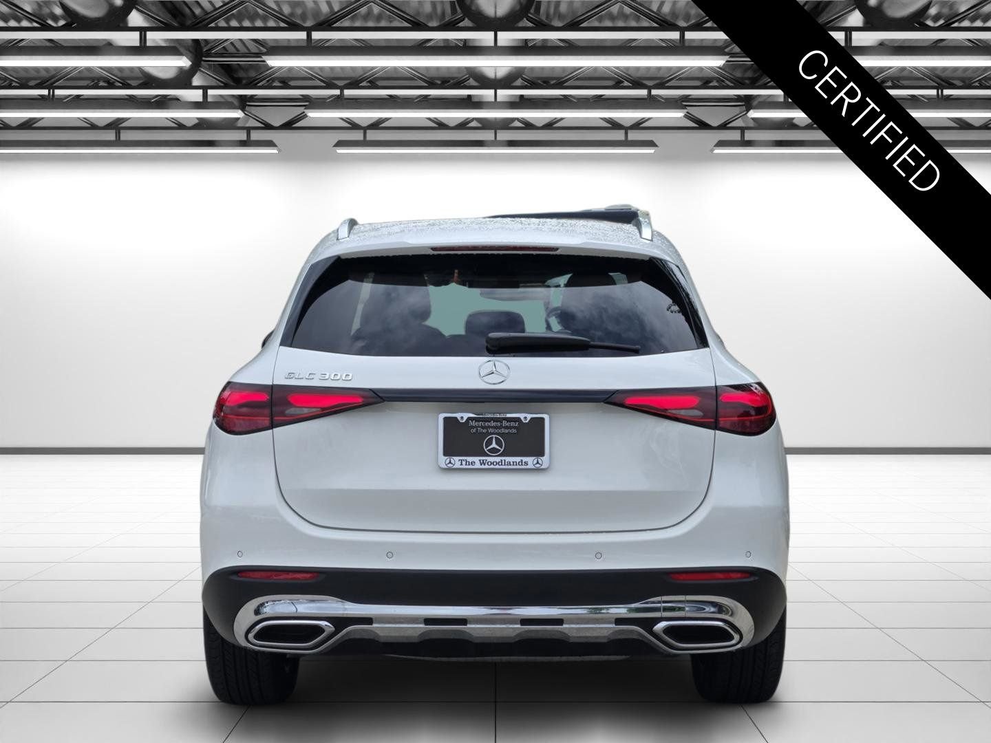 Certified Used 2026 Polar White Mercedes-Benz GLC 300 image 8