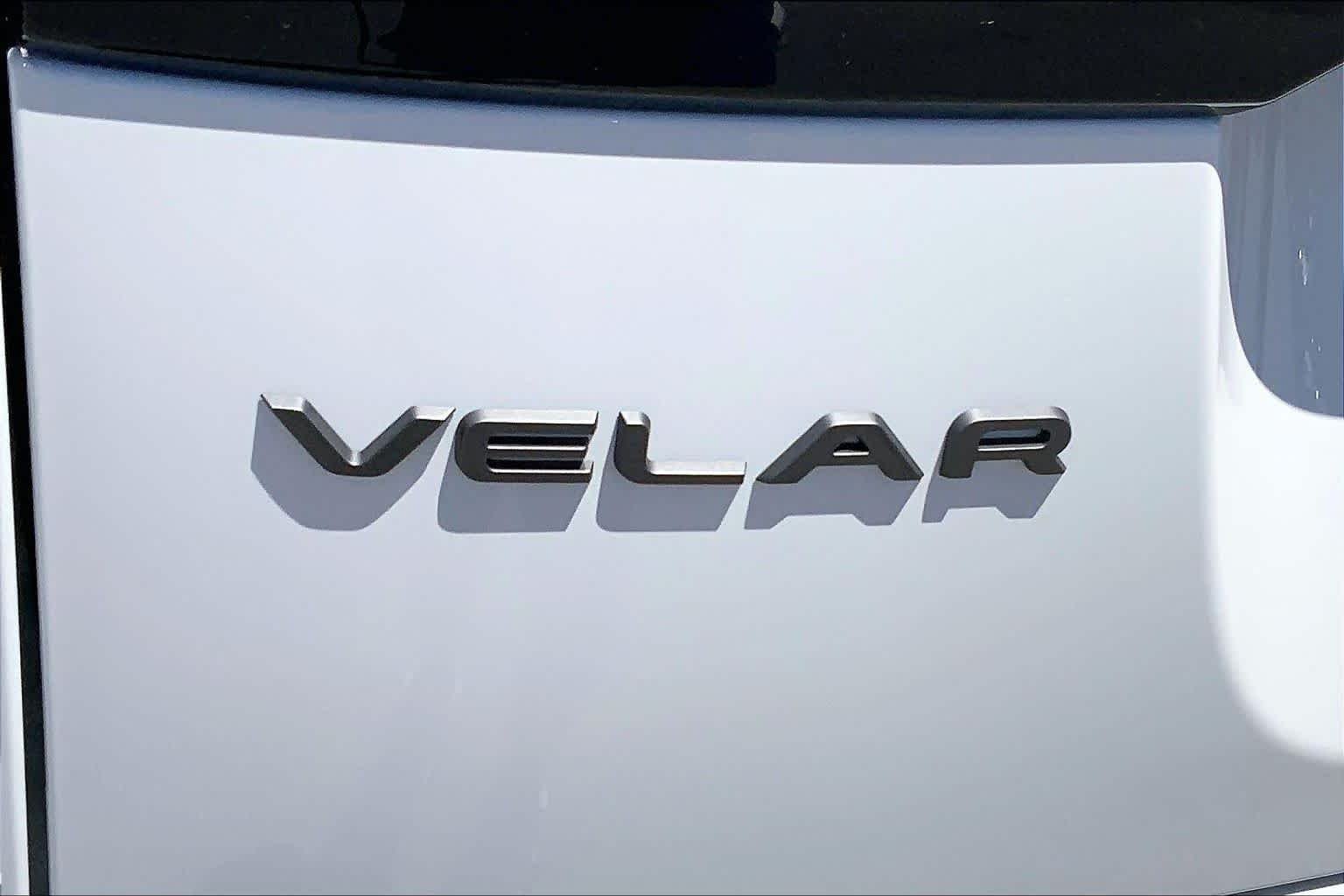 New 2026 Fuji White Land Rover S image 15