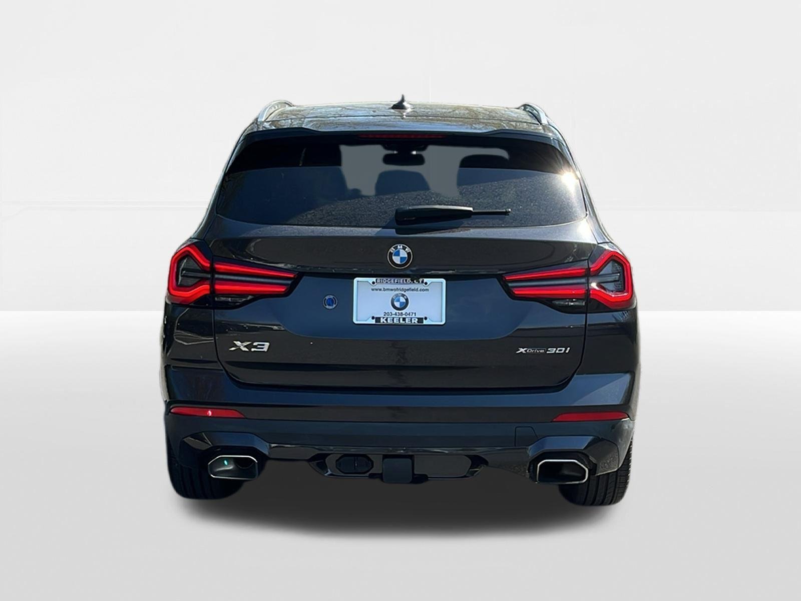 Used 2023 Dark Graphite Metallic BMW xDrive30i image 5