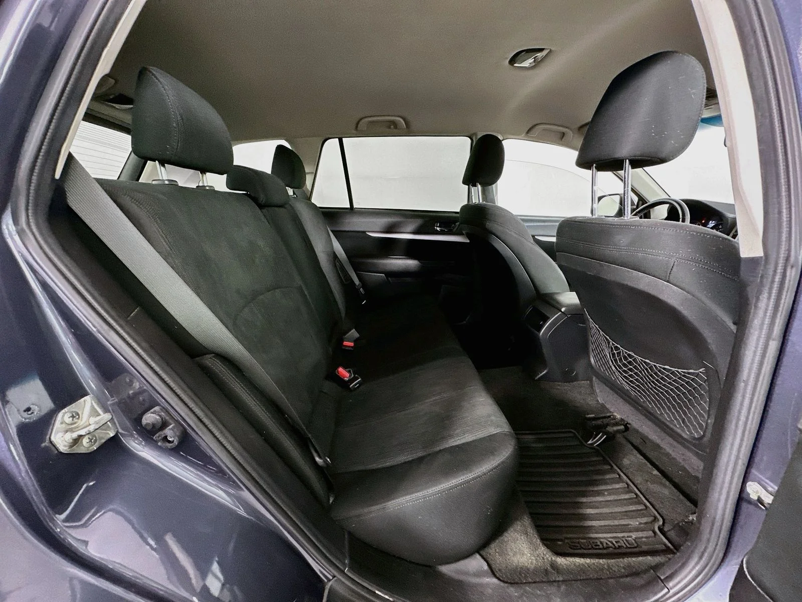 Used 2014 Carbide Gray Metallic Subaru 2.5i Premium image 24