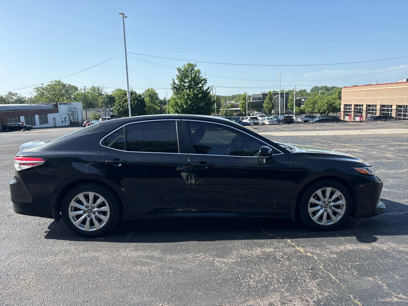 Used 2019 Midnight Black Metallic Toyota LE image 13