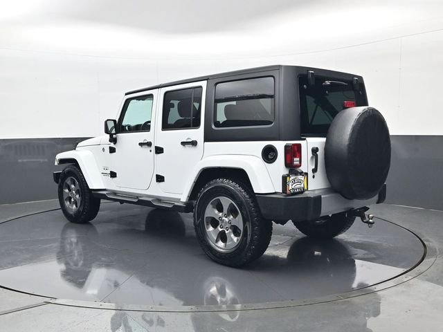 Used 2016 White Jeep Sahara image 7